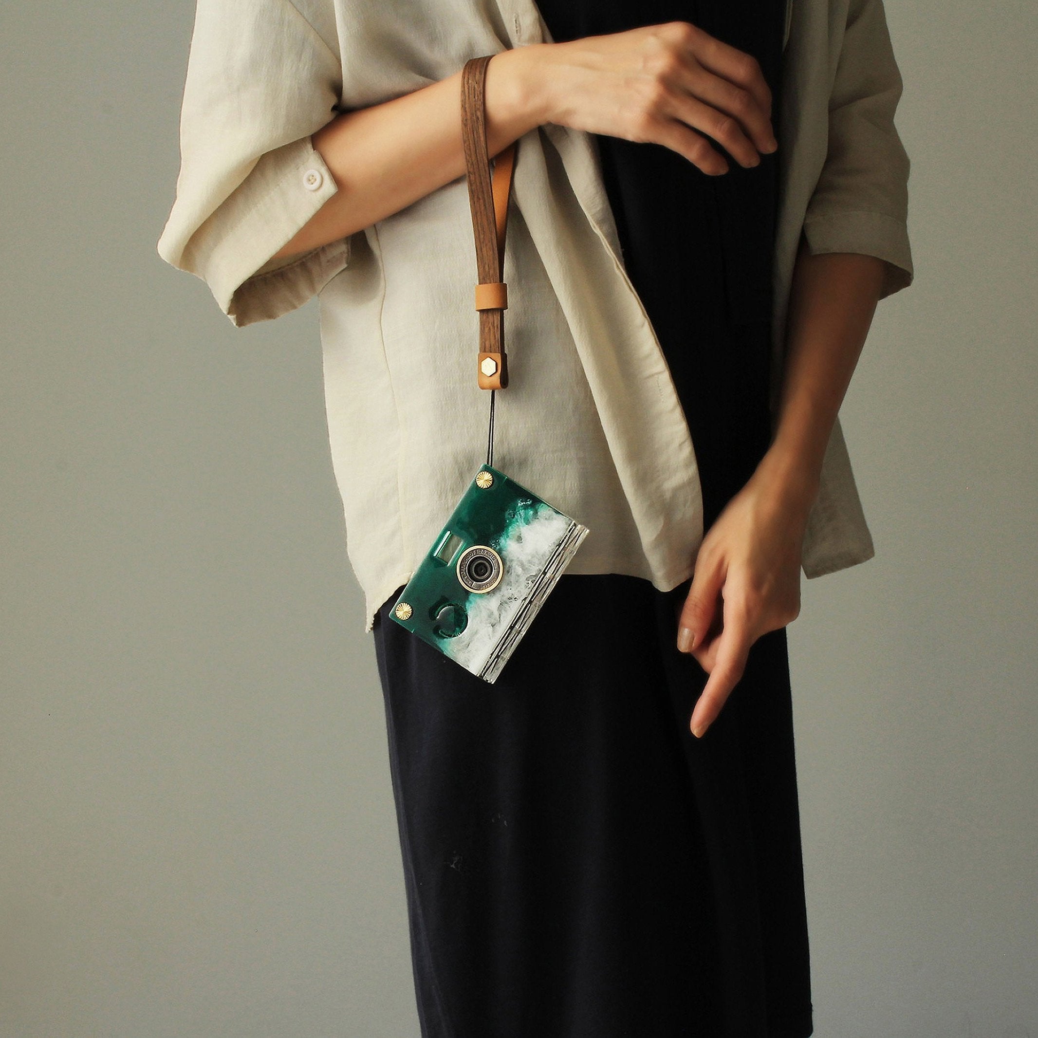 Woodgrain Pattern Strap