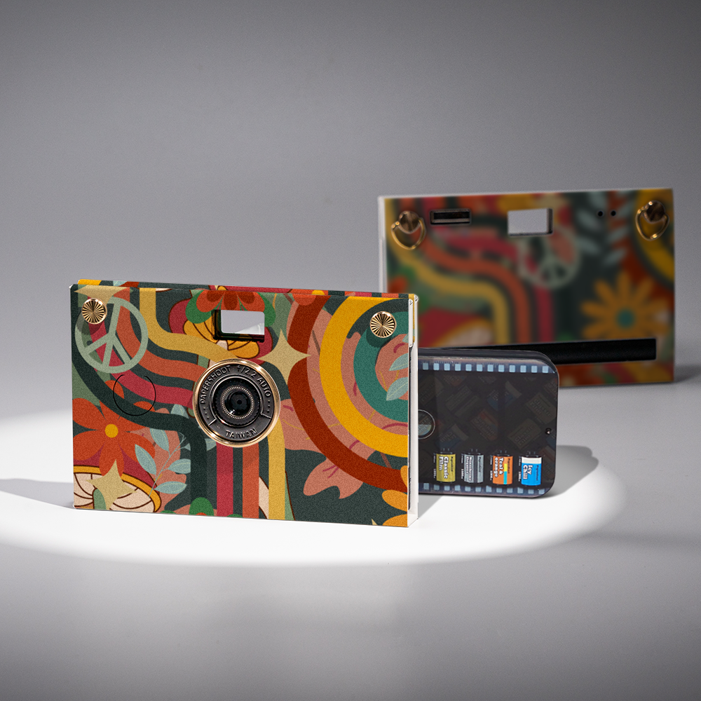 RetroWave Paper Camera