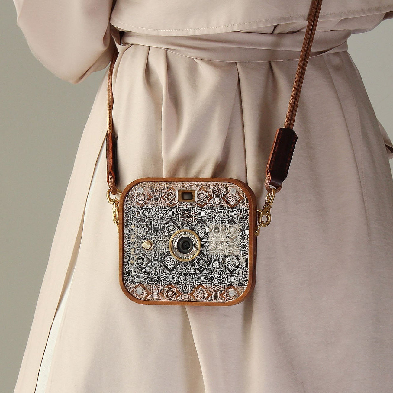 Camera Bundle - Thinkk&Shoot Vintage Patterned Glass (US)