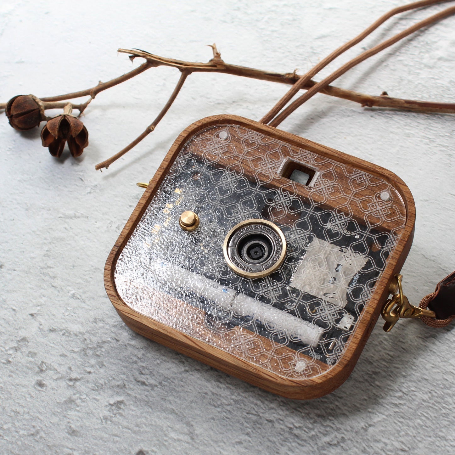 Thinkk&Shoot Case:: Vintage Patterned Glass