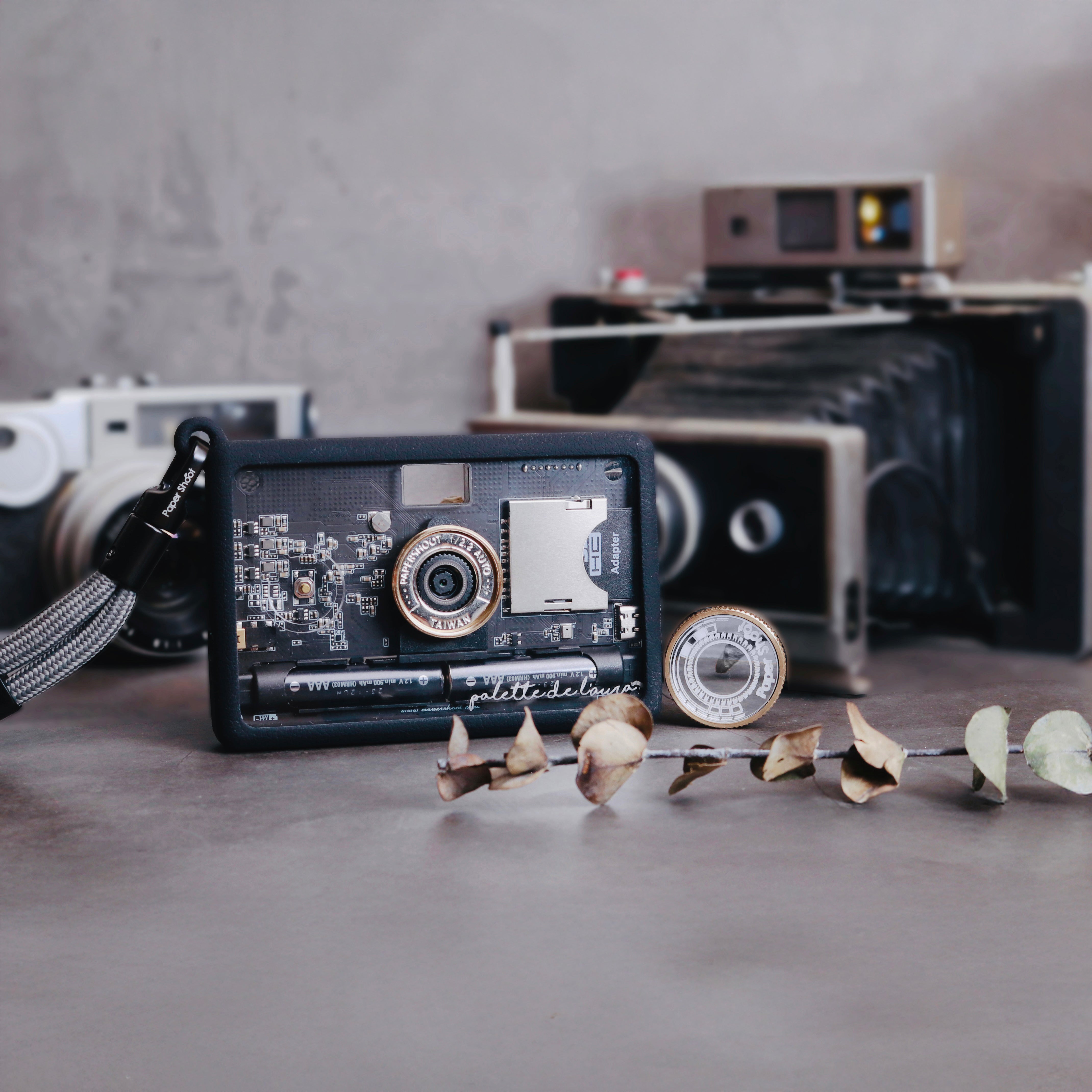 Camera – Paper Shoot Official