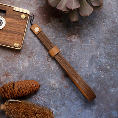 Woodgrain Pattern Strap