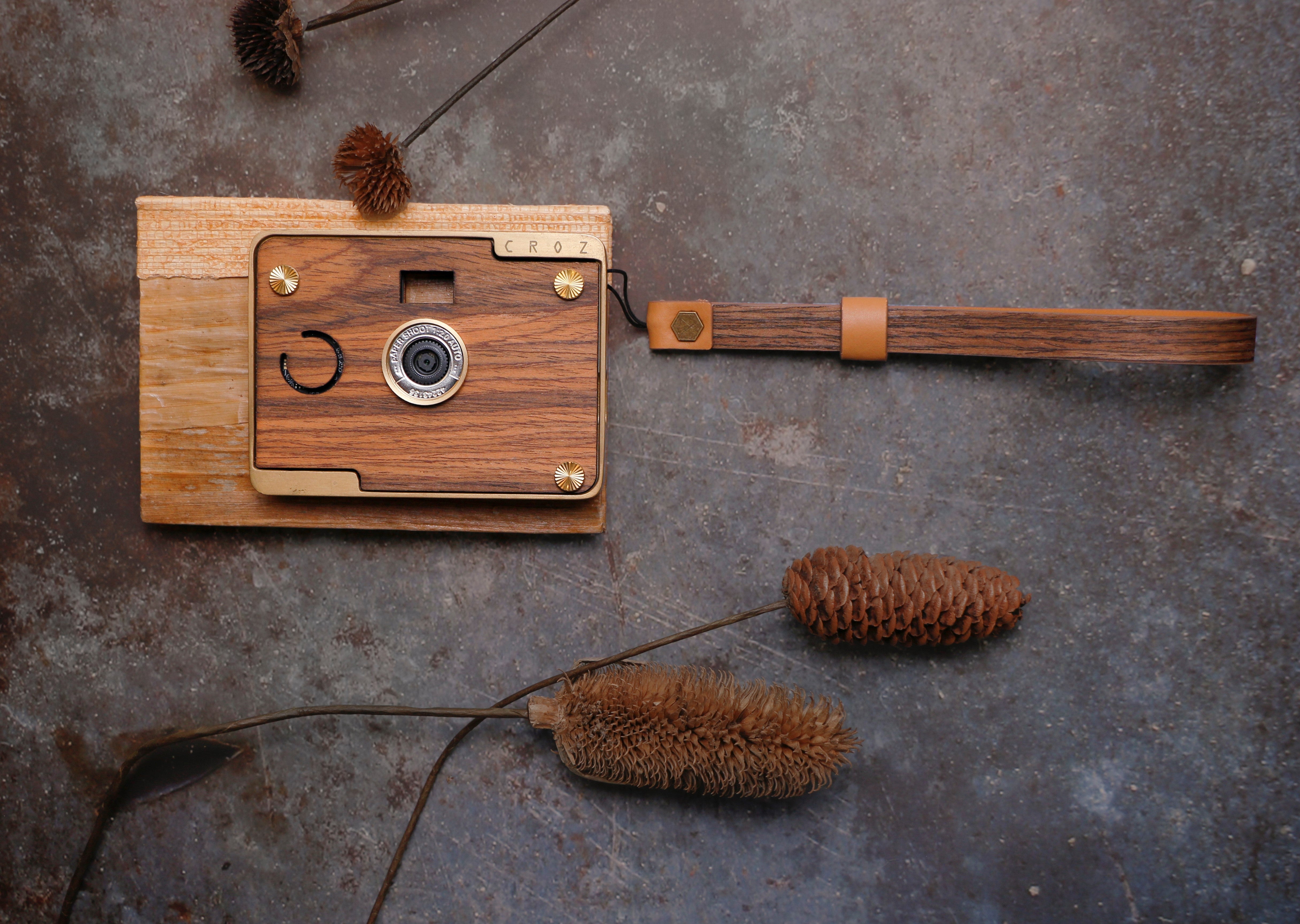 Wood Grain Pattern Strap