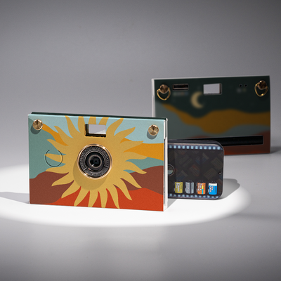 RetroWave Paper Camera