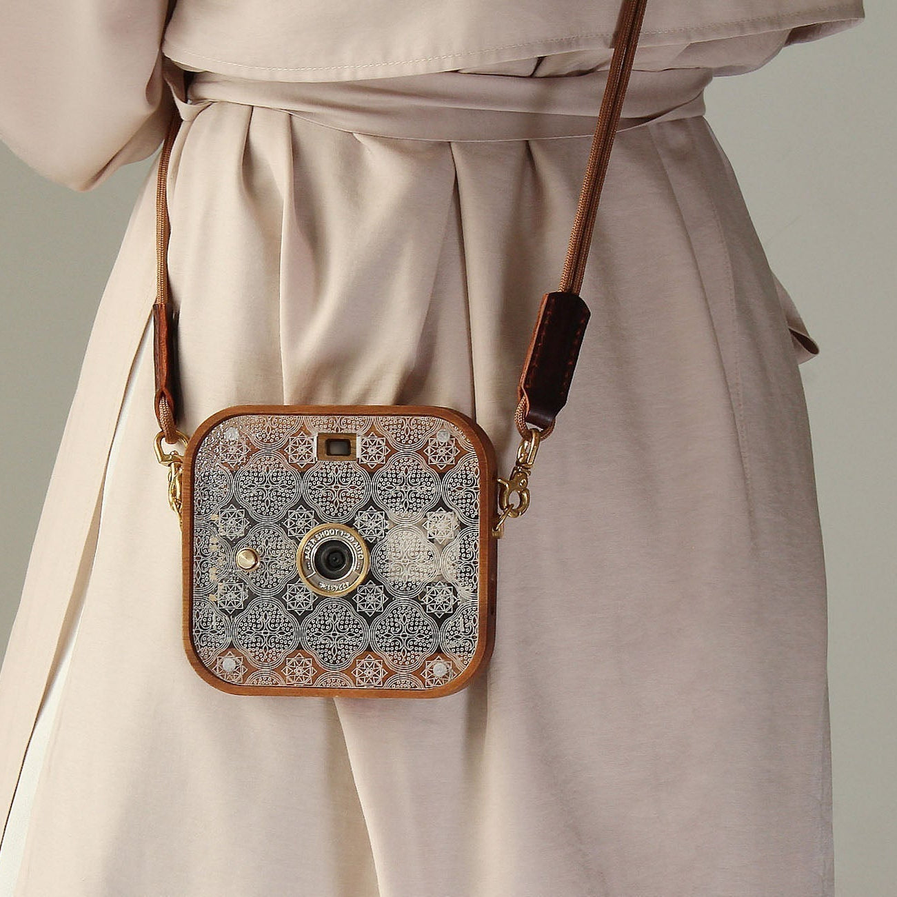 Thinkk&Shoot Case:: Vintage Patterned Glass